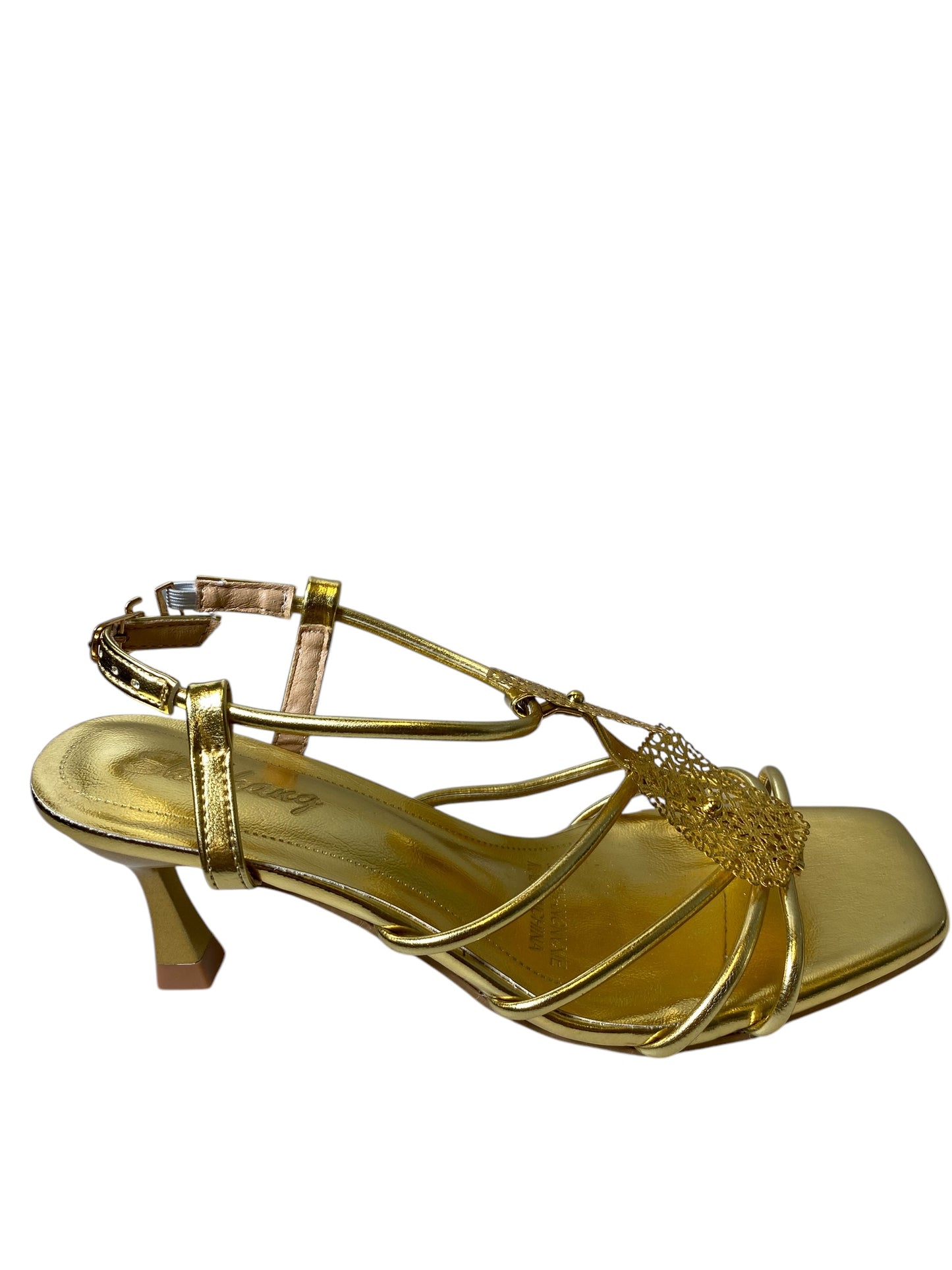 Sandals Heels Kitten By Clothes Mentor In Gold, Size: 9.5