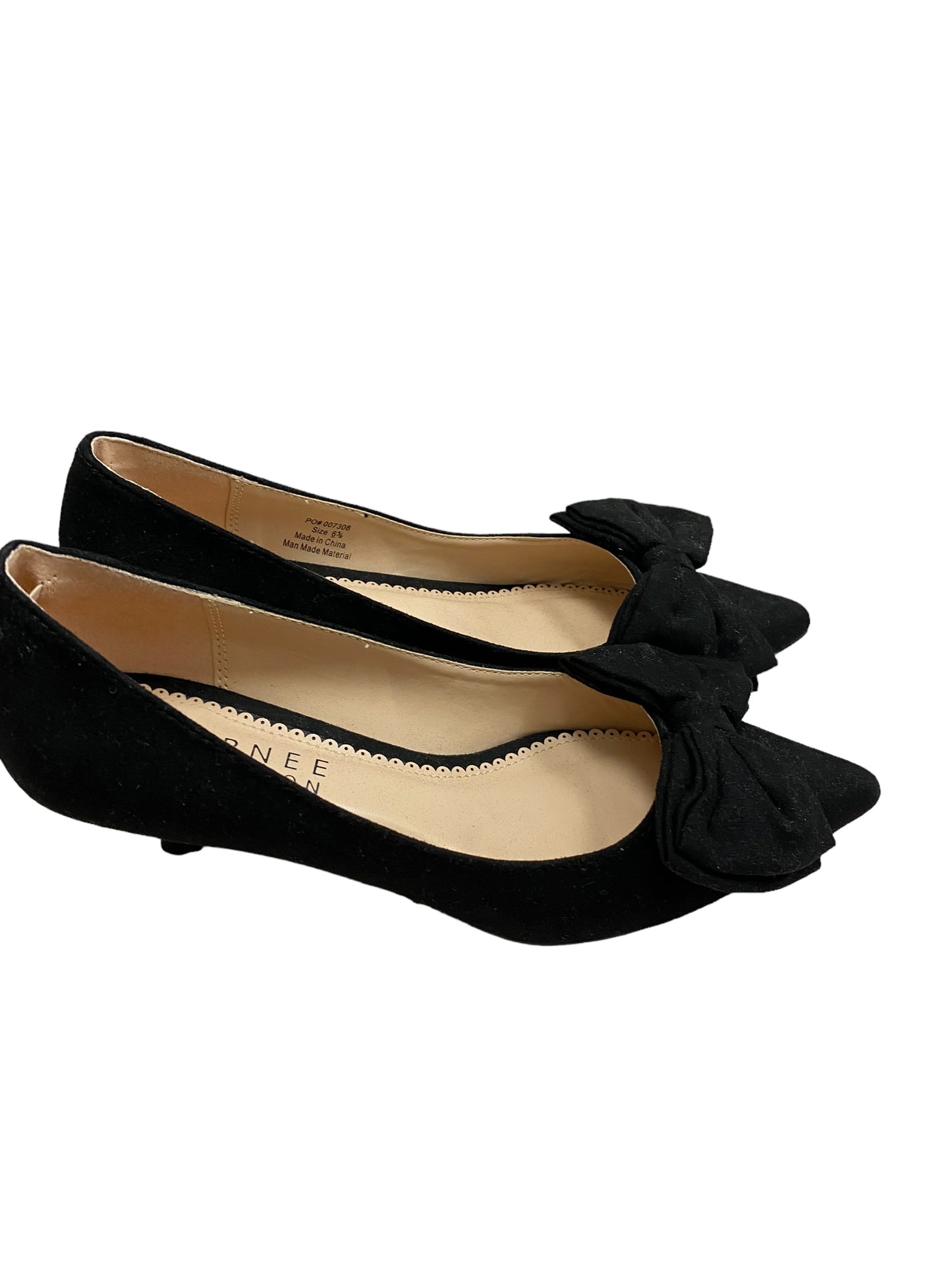 Black Shoes Heels Kitten Journee, Size 6