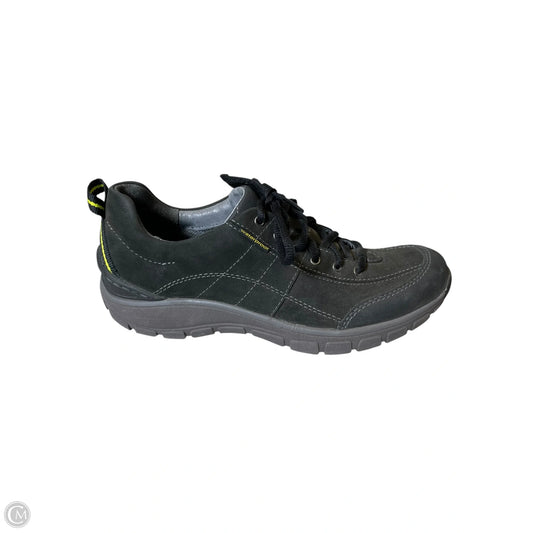 Shoes Athletic By Clarks In Grey, Size: 9