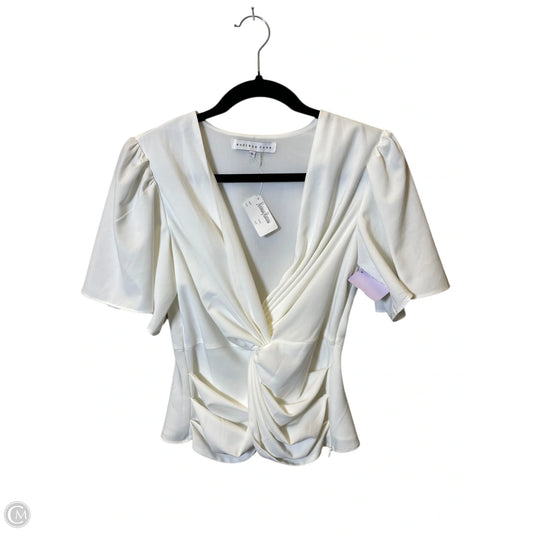 Top Short Sleeve By Endless Rose In White, Size: S
