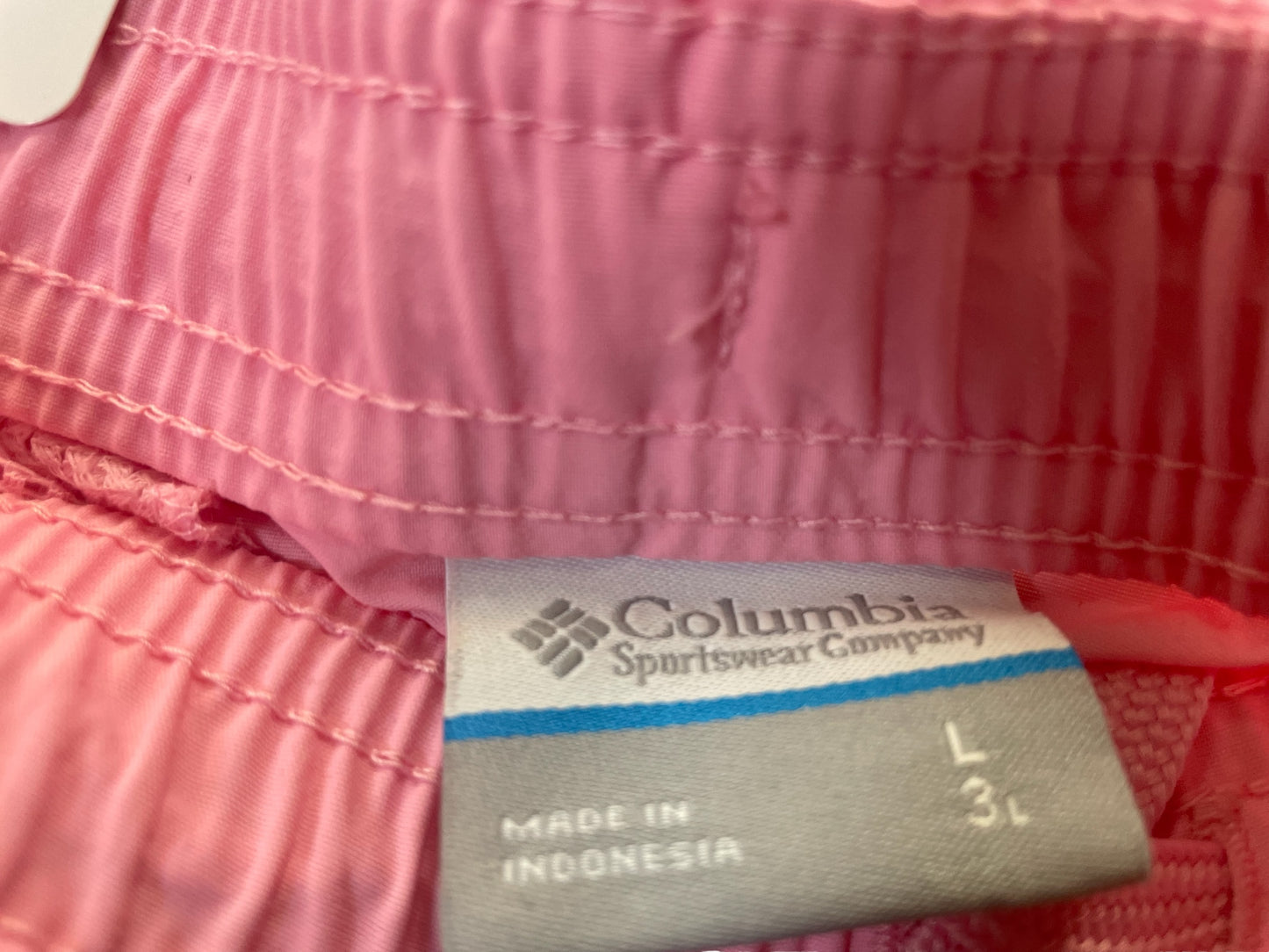 Pink Athletic Shorts Columbia, Size L