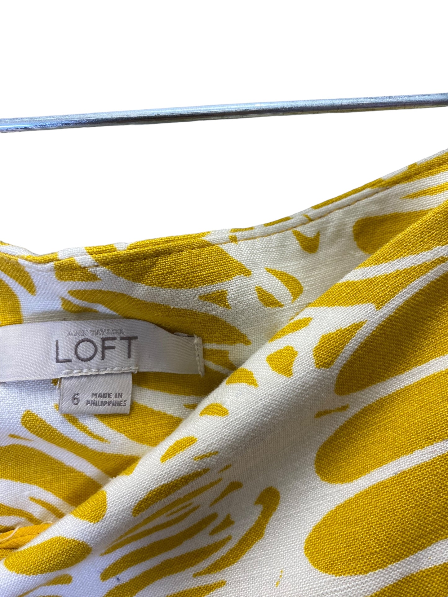 Skirt Mini & Short By Loft In White & Yellow, Size: 6