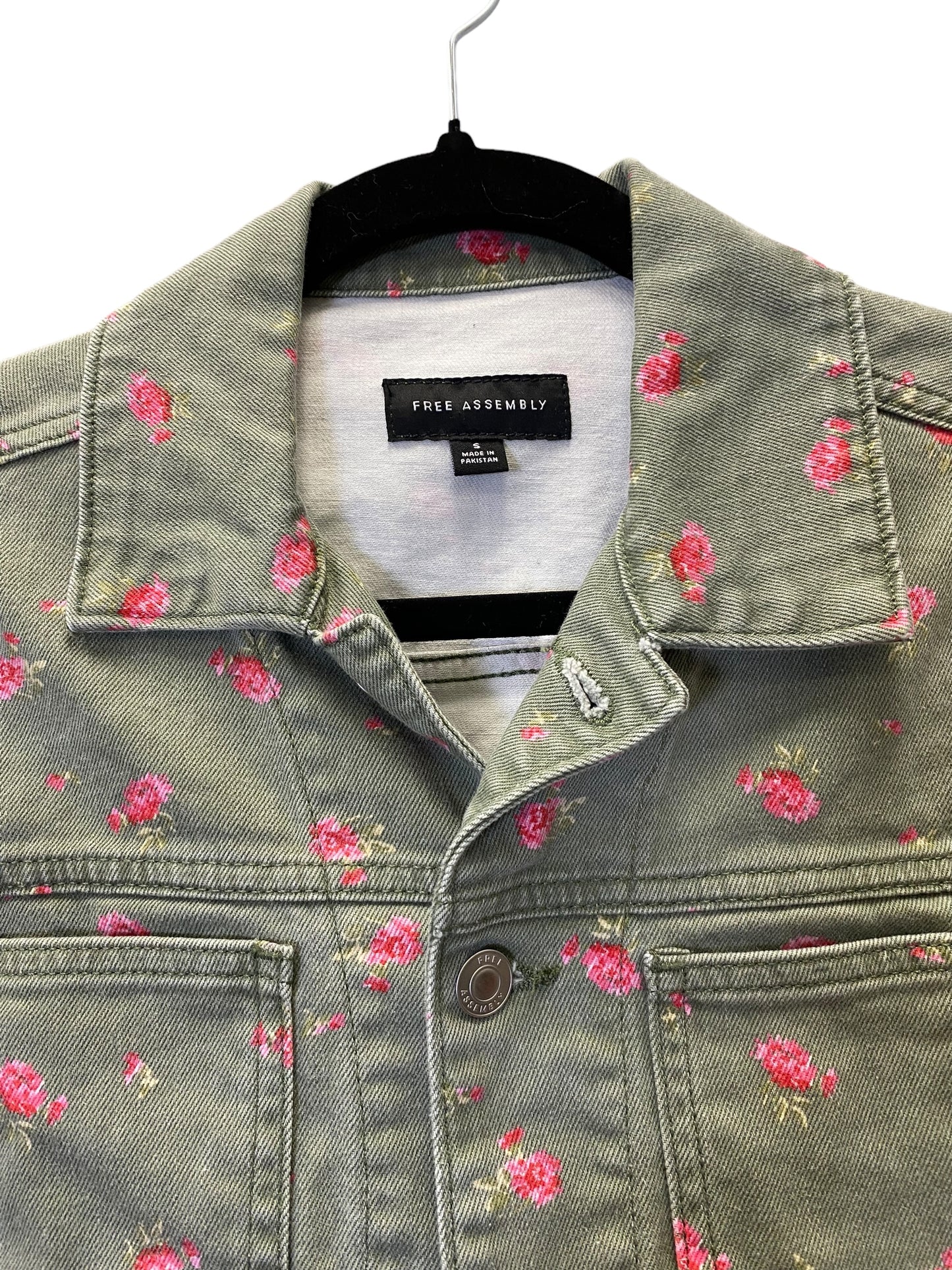 Jacket Denim By Free Assembly In Floral Print, Size: S