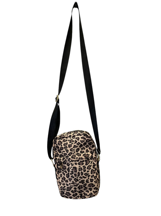 Crossbody By Cmc, Size: Small