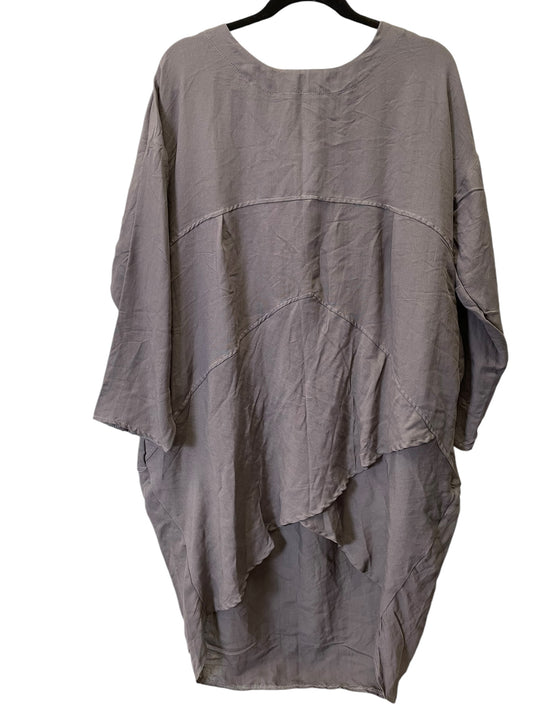 Tunic 3/4 Sleeve By Cmc In Grey, Size: 2x