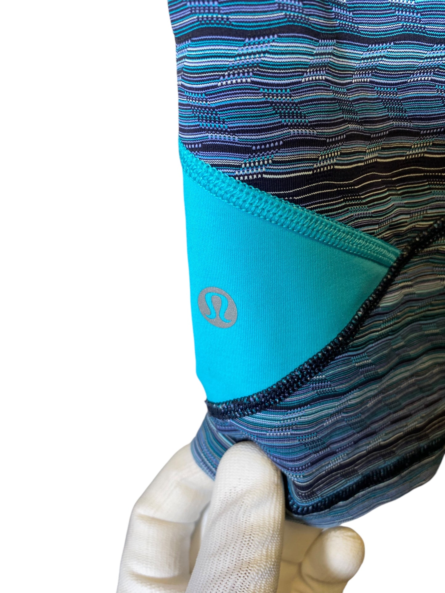 Athletic Leggings Capris By Lululemon In Black & Blue, Size: S