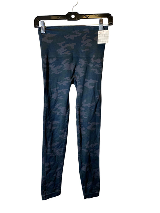 Athletic Leggings By Spanx In Camouflage Print, Size: M