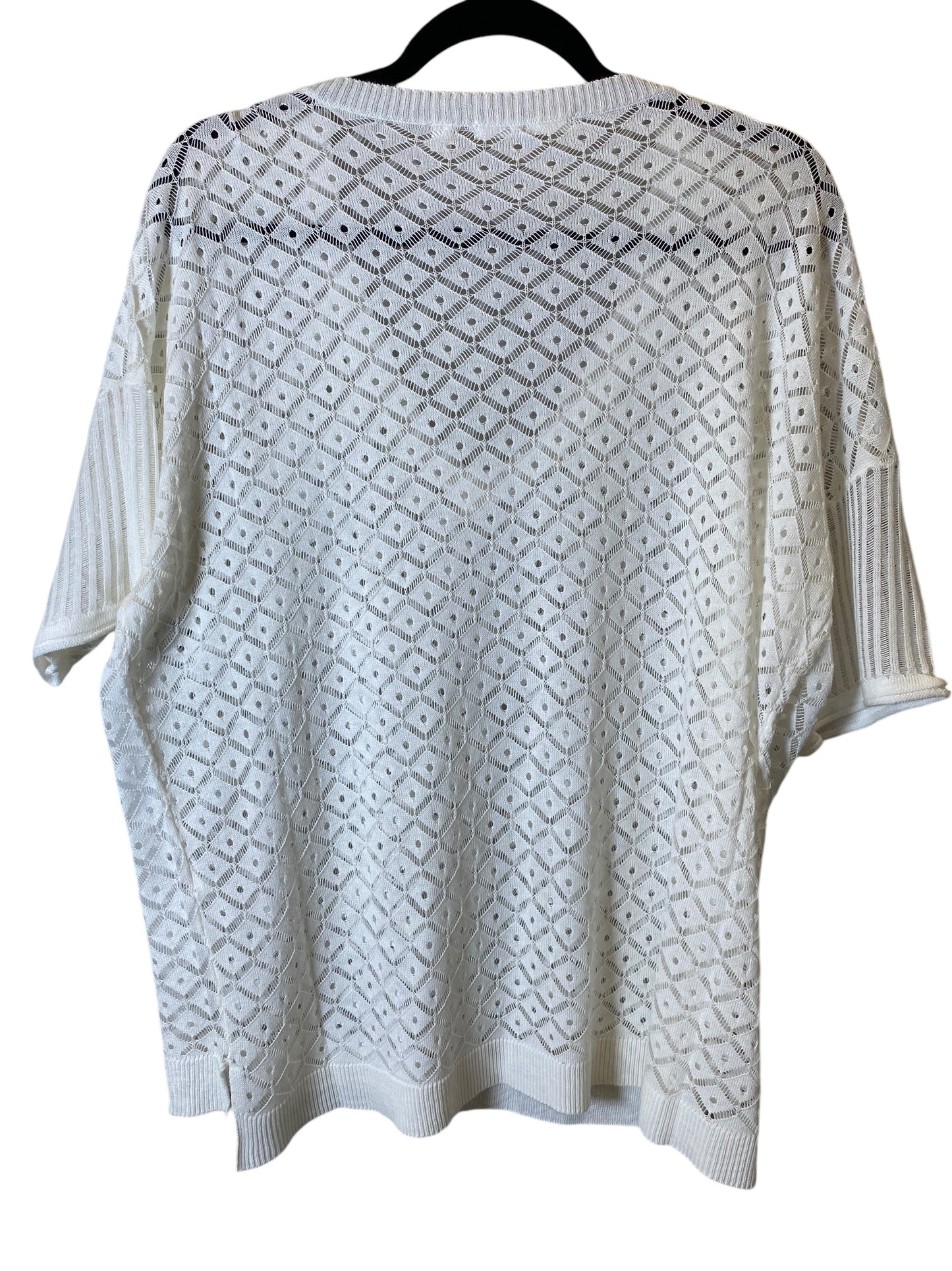 Sweater Short Sleeve By Cyrus Knits In White, Size: Xl