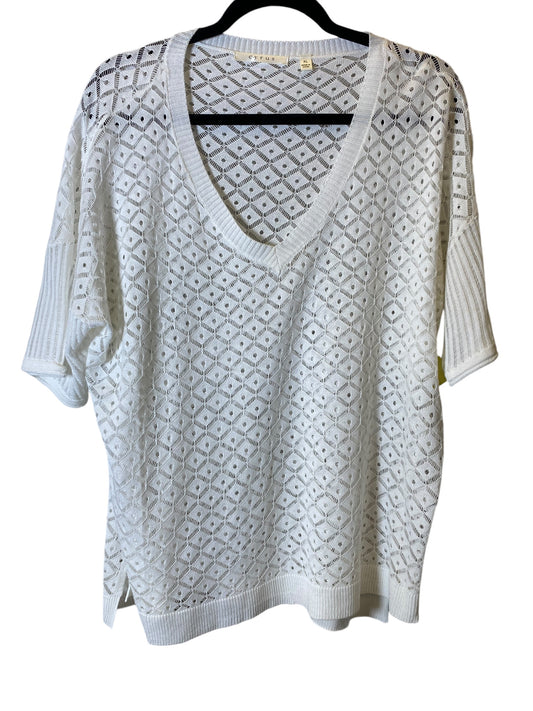 Sweater Short Sleeve By Cyrus Knits In White, Size: Xl