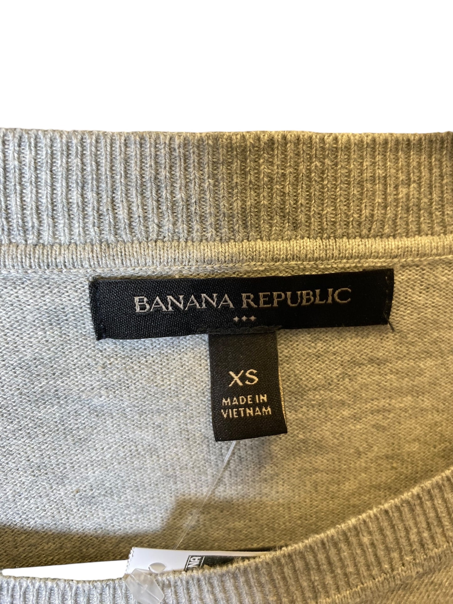 Sweater By Banana Republic In Grey, Size: Xs