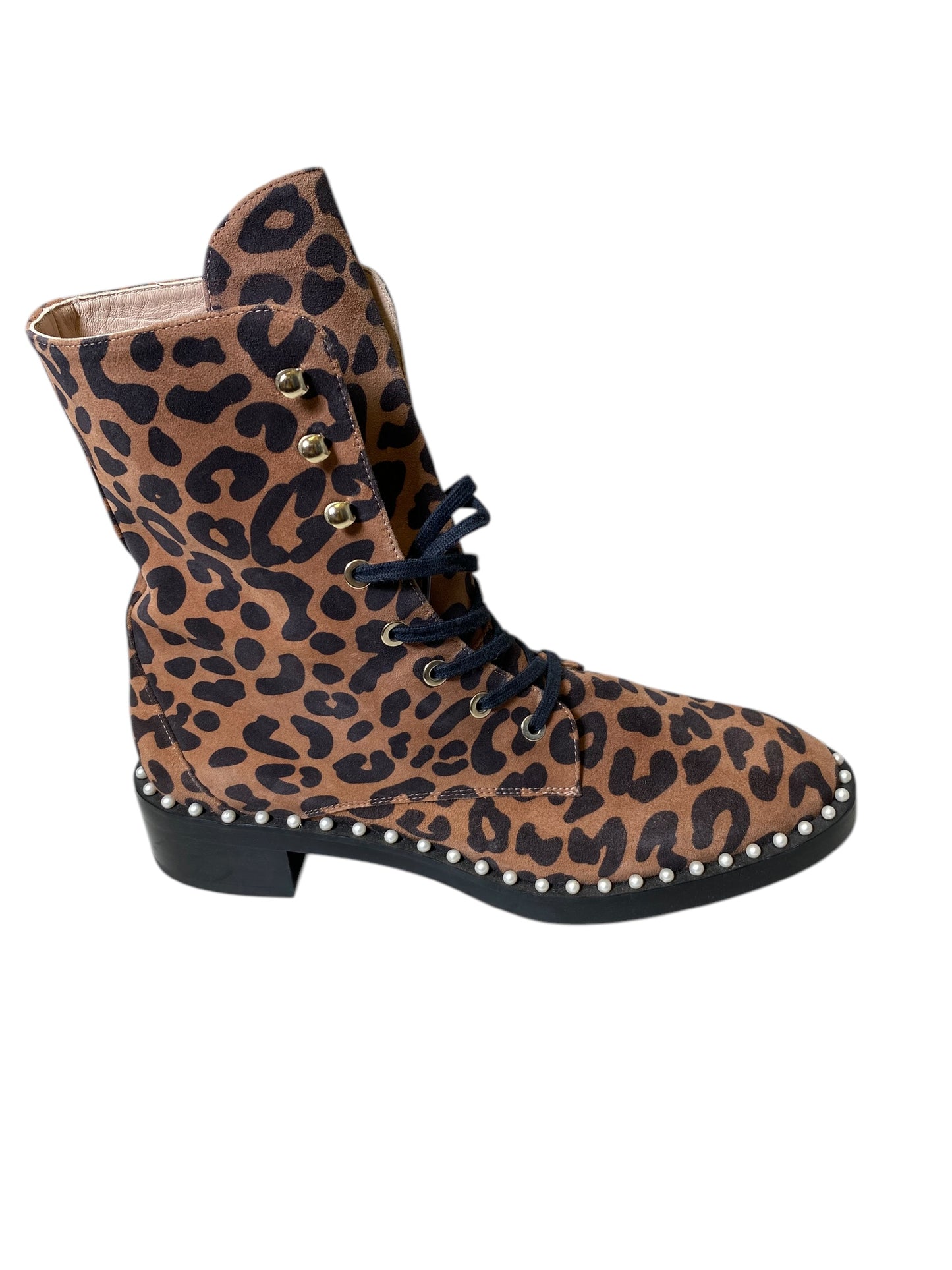 Boots Designer By Stuart Weitzman In Animal Print, Size: 7.5