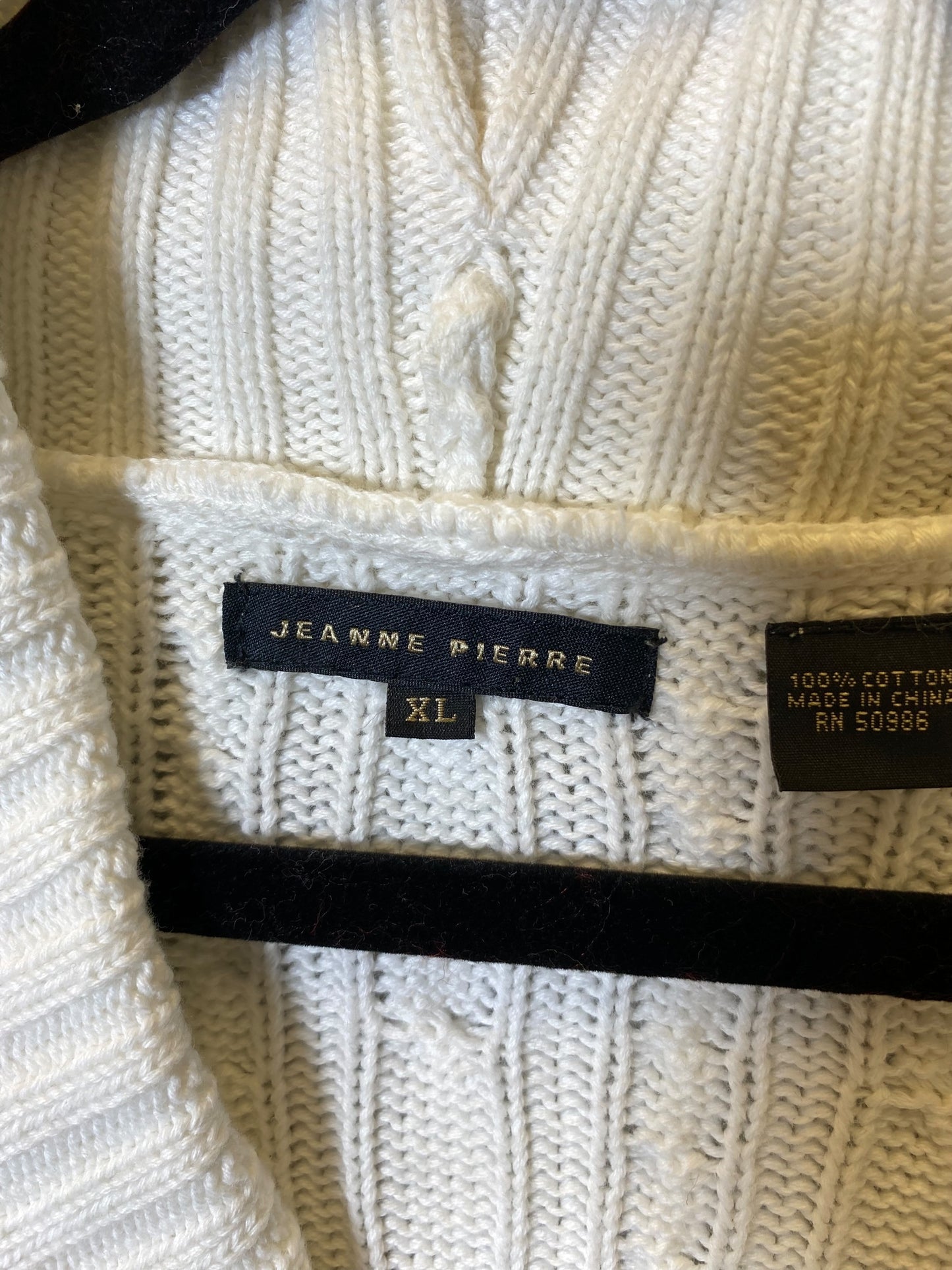 Sweater By Jeanne Pierre In White, Size: Xl