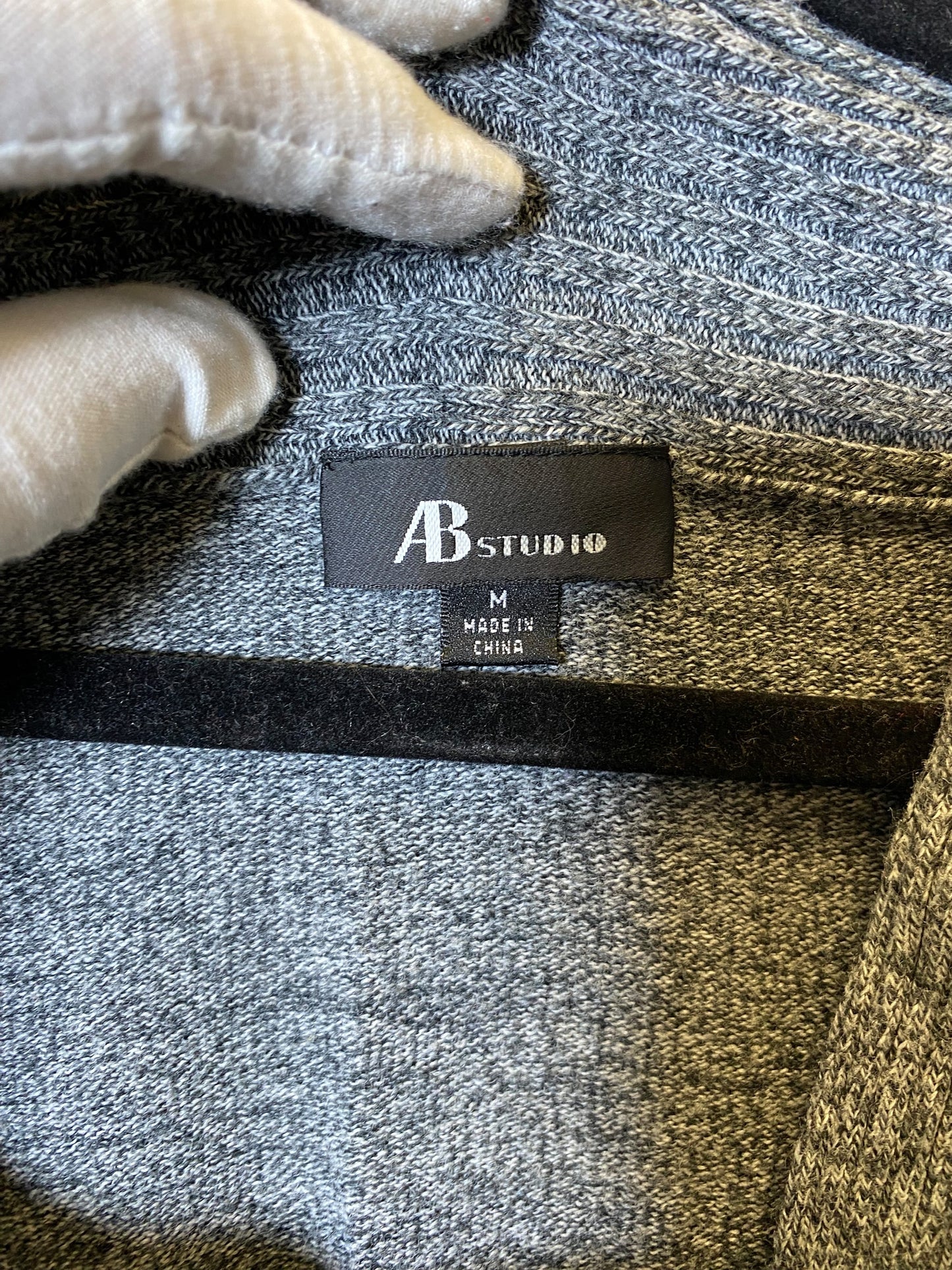 Sweater By Ab Studio In Grey, Size: M