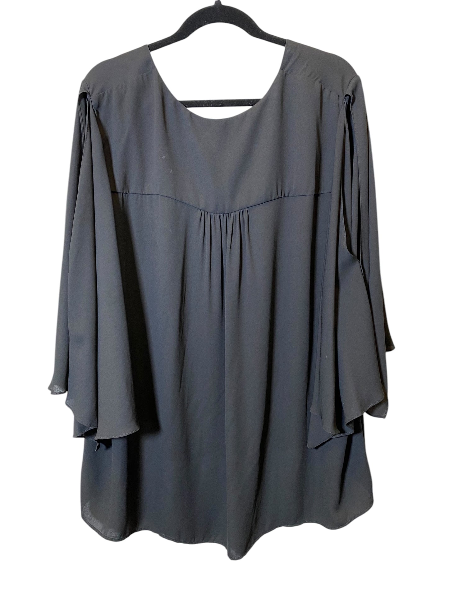 Top Long Sleeve By Karen Kane In Black, Size: 3x