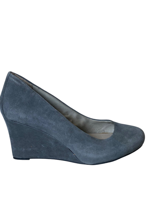 Shoes Heels Wedge By Rockport In Grey, Size: 11