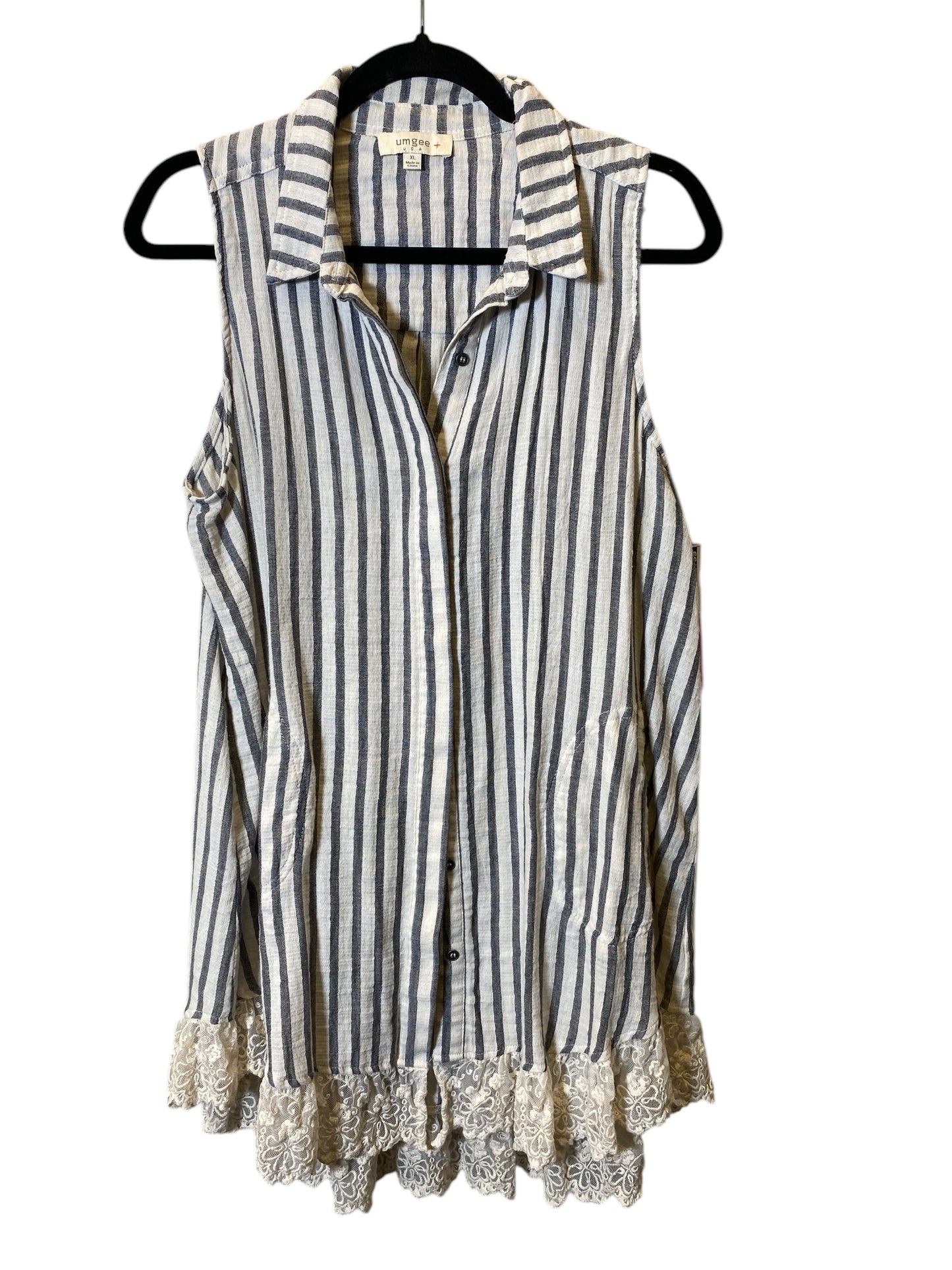 Dress Casual Short By Umgee In Striped Pattern, Size: Xl