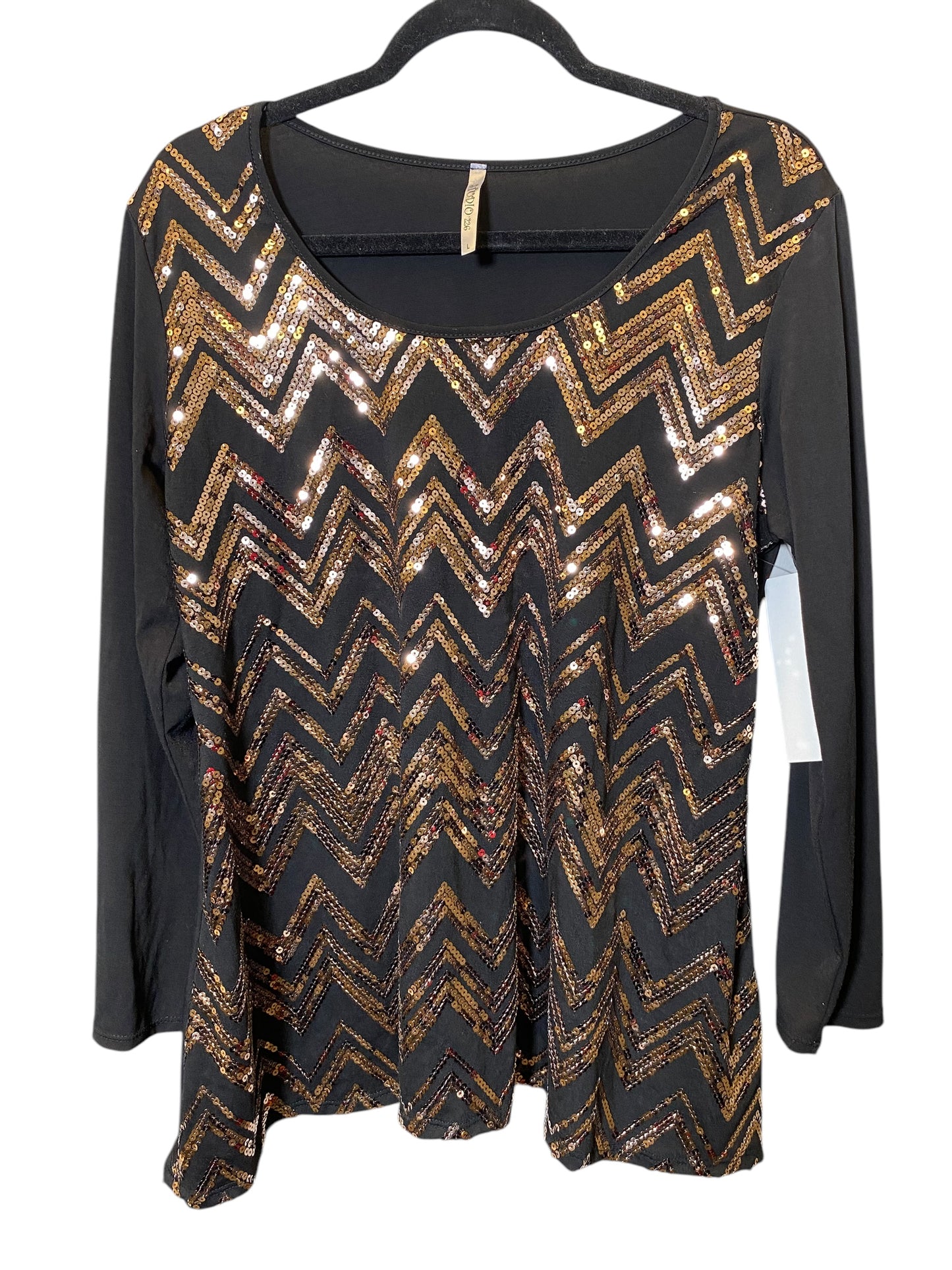 Top Long Sleeve By Cmc In Black & Gold, Size: L