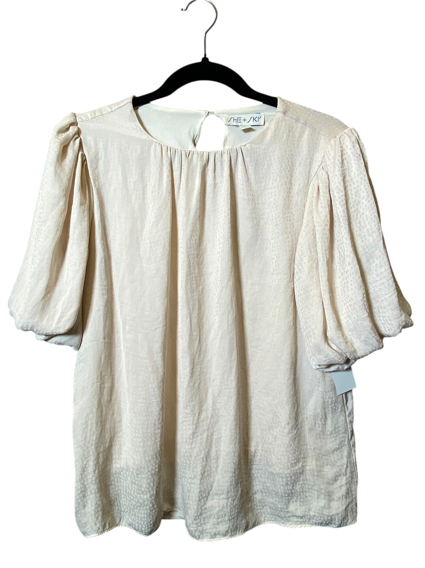 Top Short Sleeve By She + Sky In Cream, Size: S