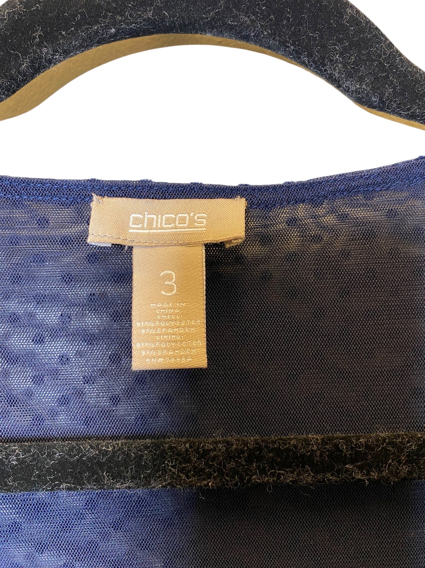 Top Long Sleeve By Chicos In Blue, Size: Xl