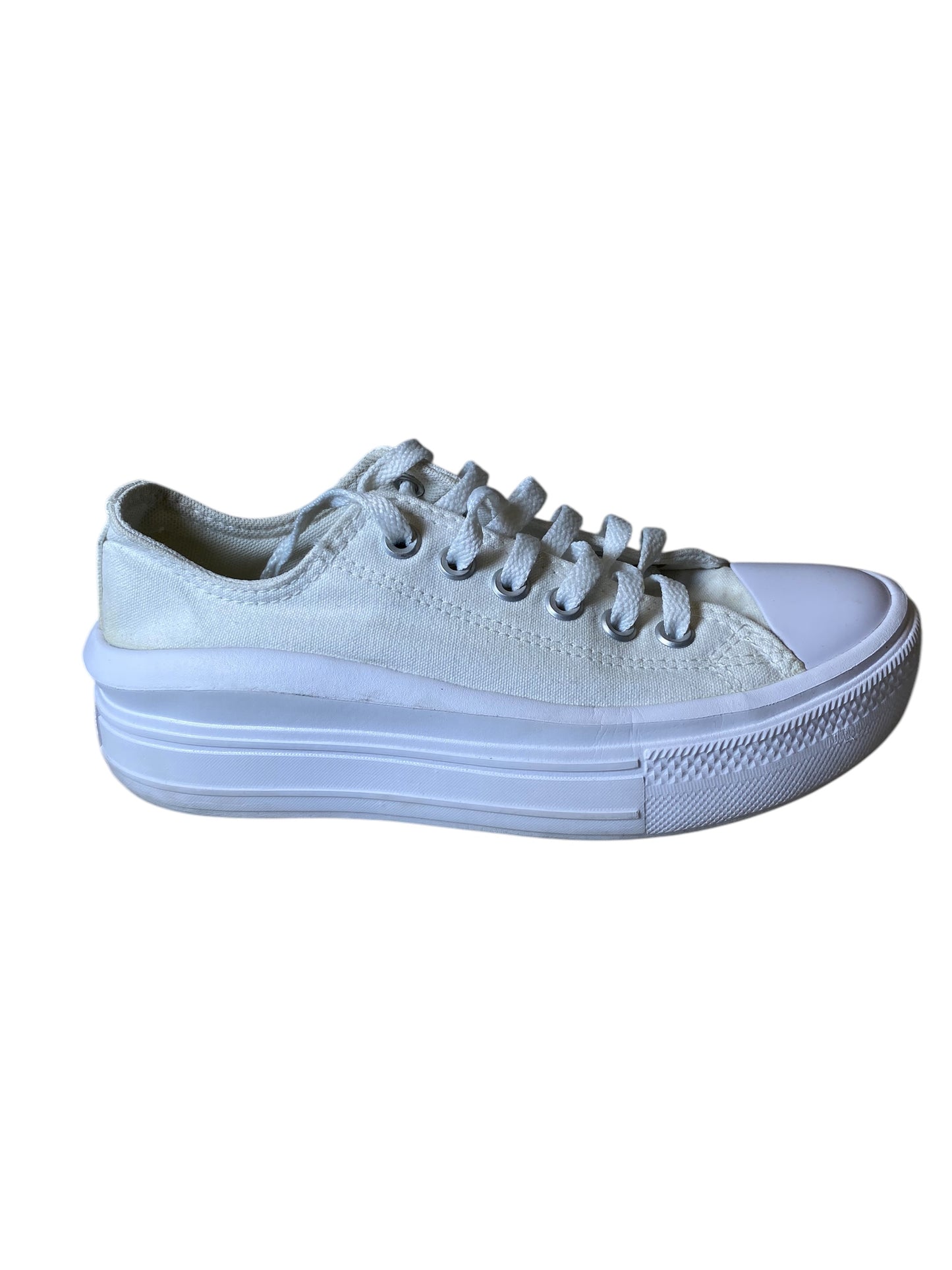 Shoes Athletic By Converse In White, Size: 7.5