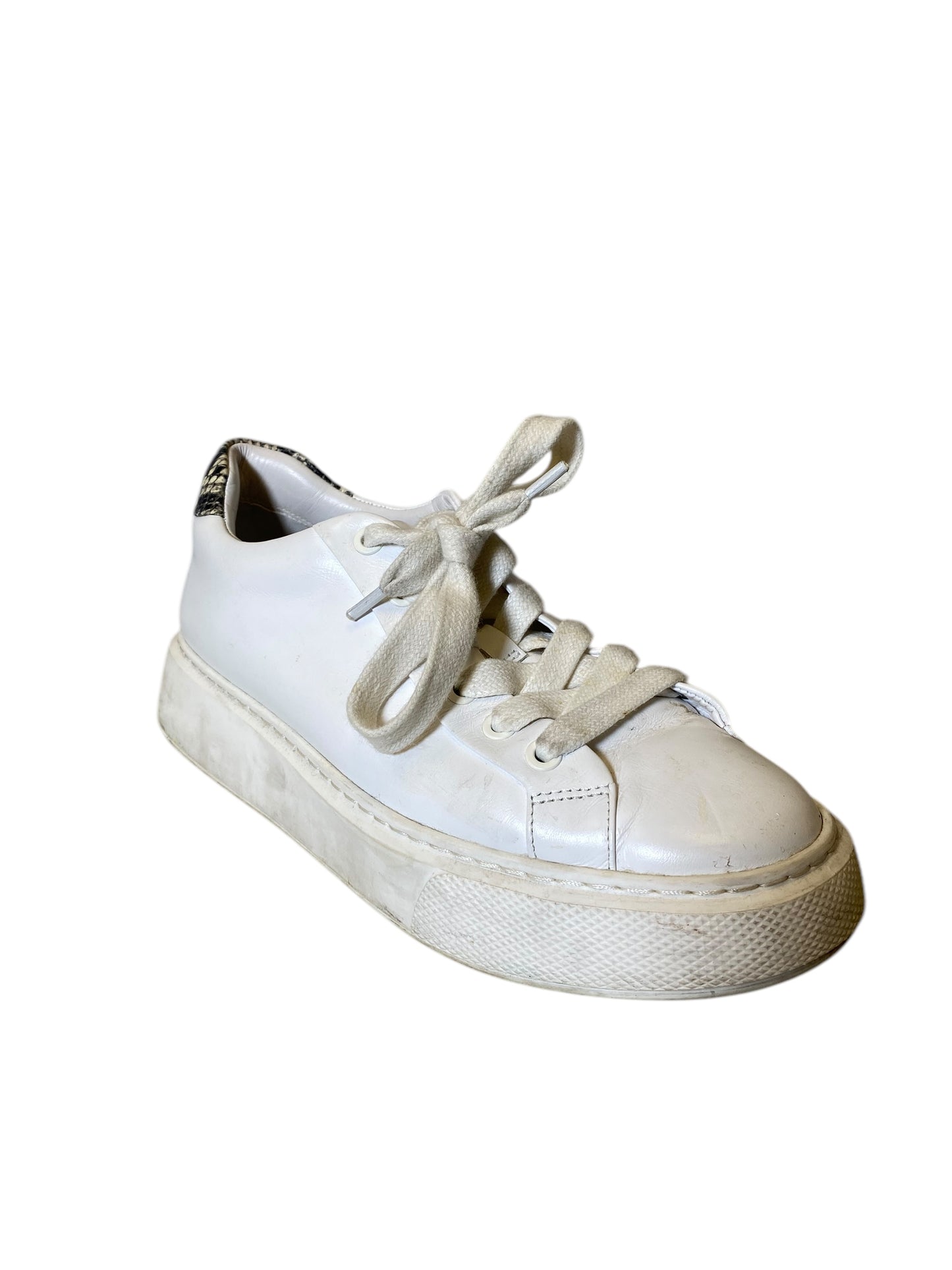 Shoes Athletic By Vince In White, Size: 8