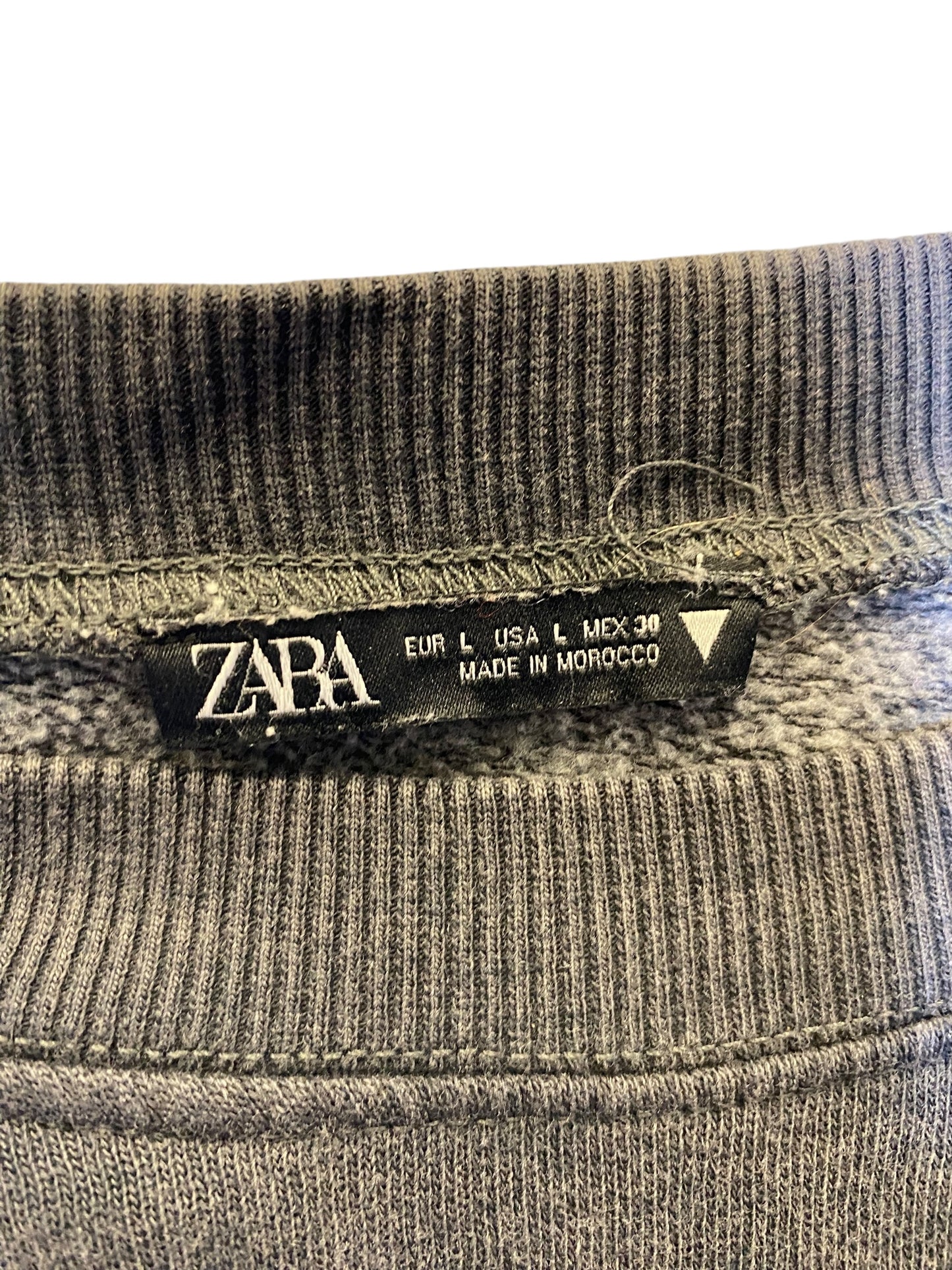 Sweatshirt Crewneck By Zara In Grey, Size: L