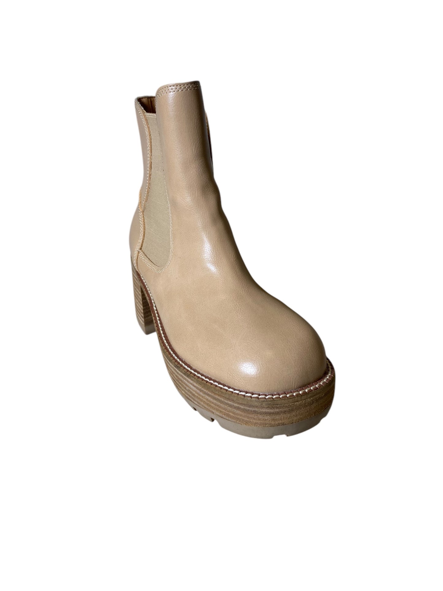 Boots Ankle Flats By Cmc In Beige, Size: 8