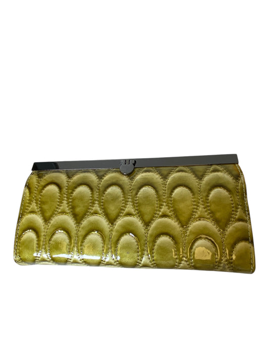 Clutch By Cmc, Size: Small