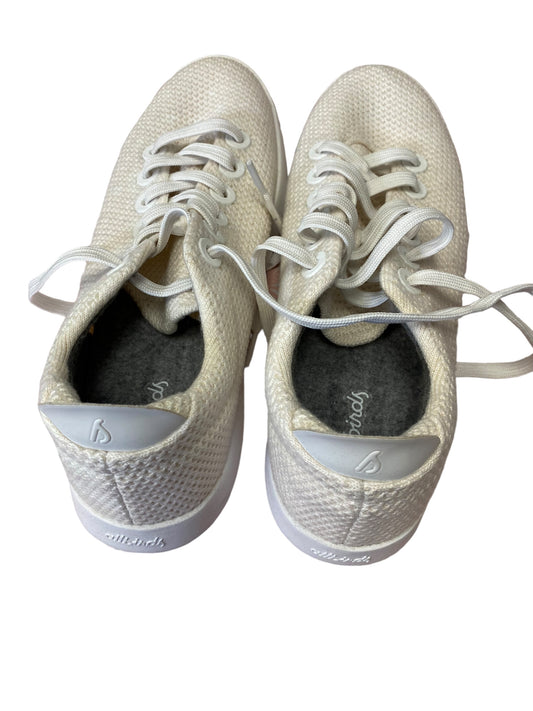 Shoes Sneakers By Allbirds In White, Size: 10