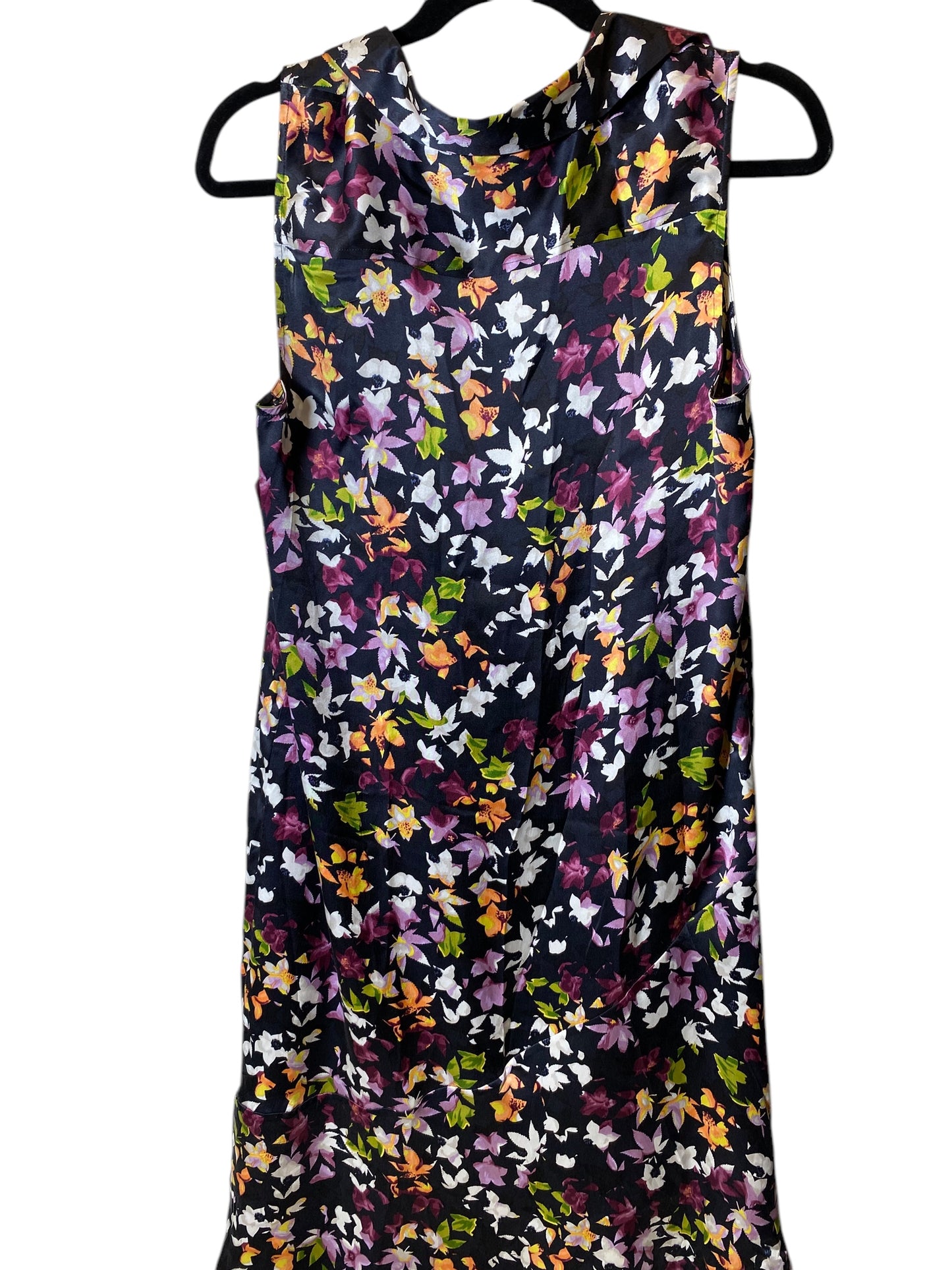 Dress Casual Short By Equipment In Floral Print, Size: M