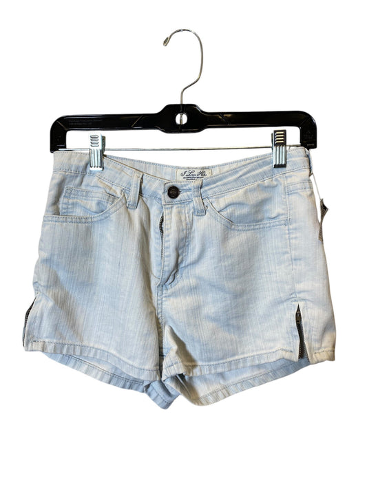 Shorts By Cmc  Size: 2