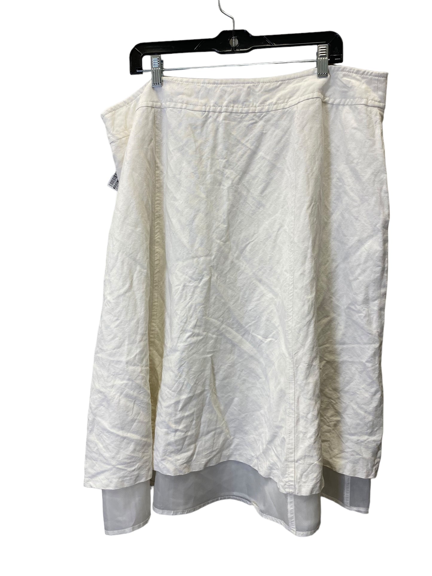 Skirt Midi By Kasper In White, Size: 20