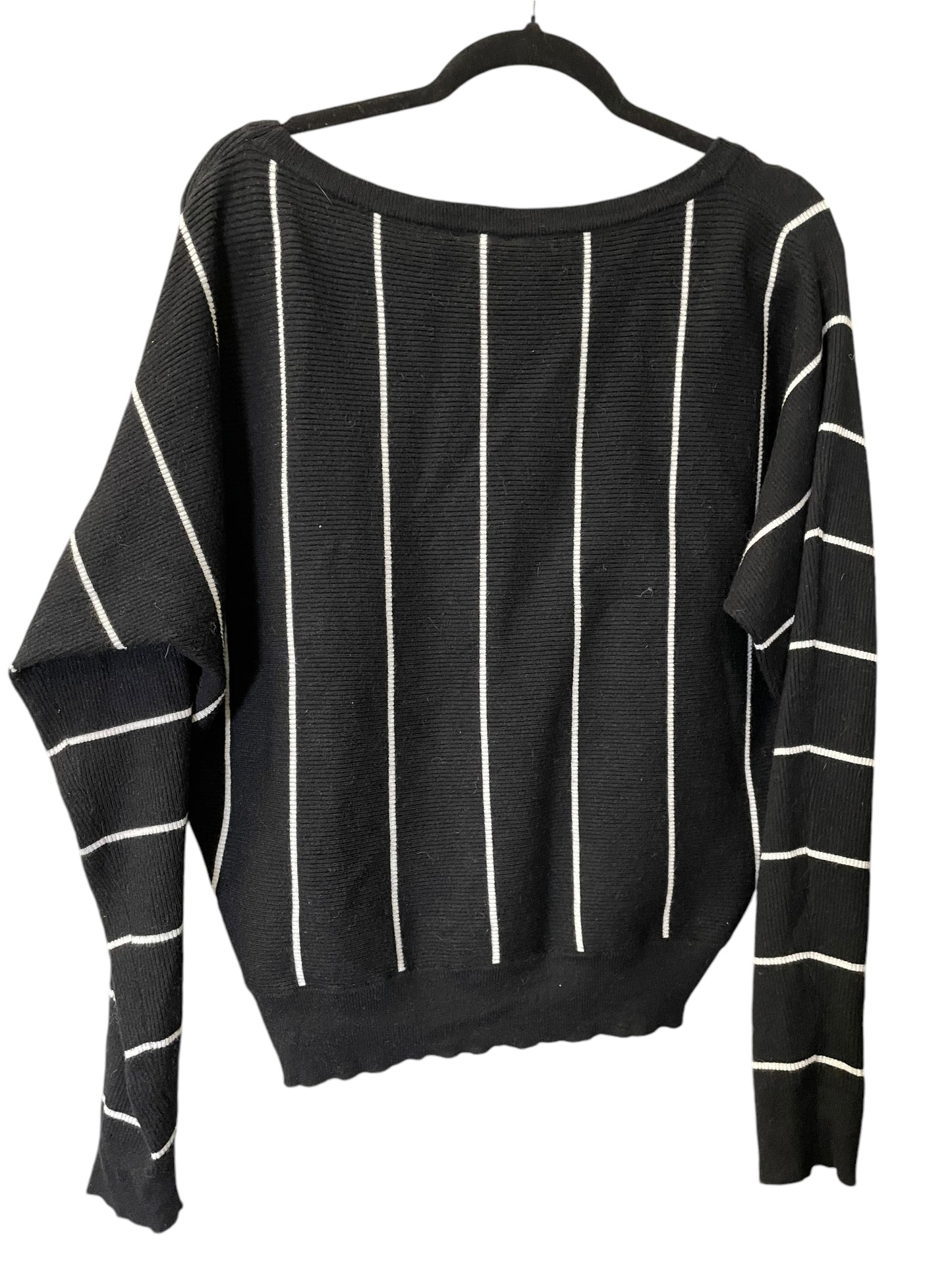 Sweater By Hem & Thread In Black & White, Size: S