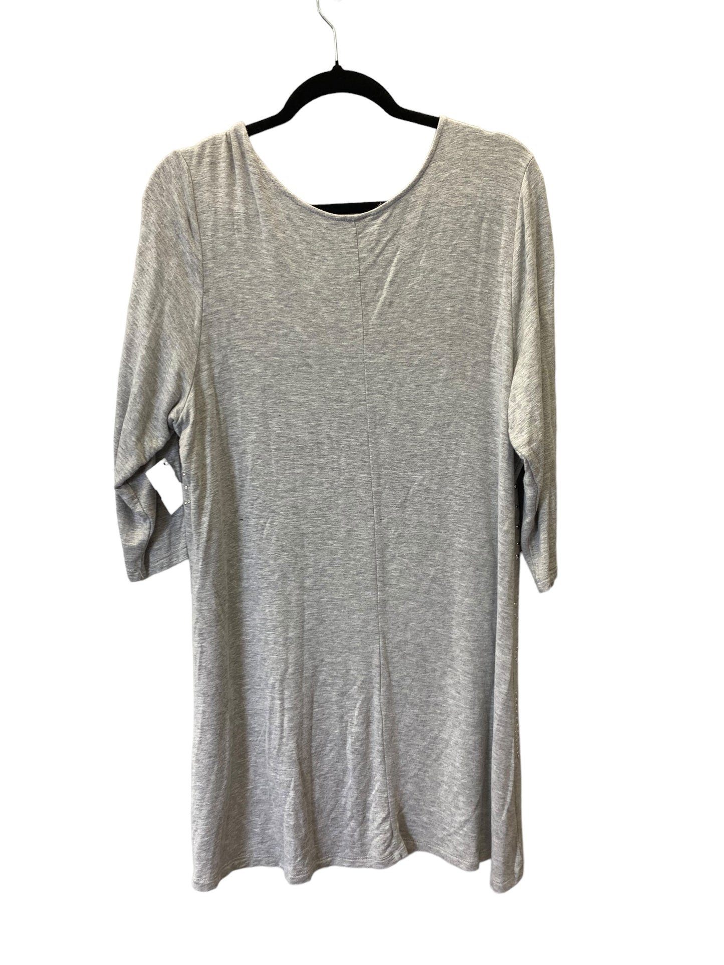 Top Long Sleeve By Clothes Mentor In Grey, Size: 1x