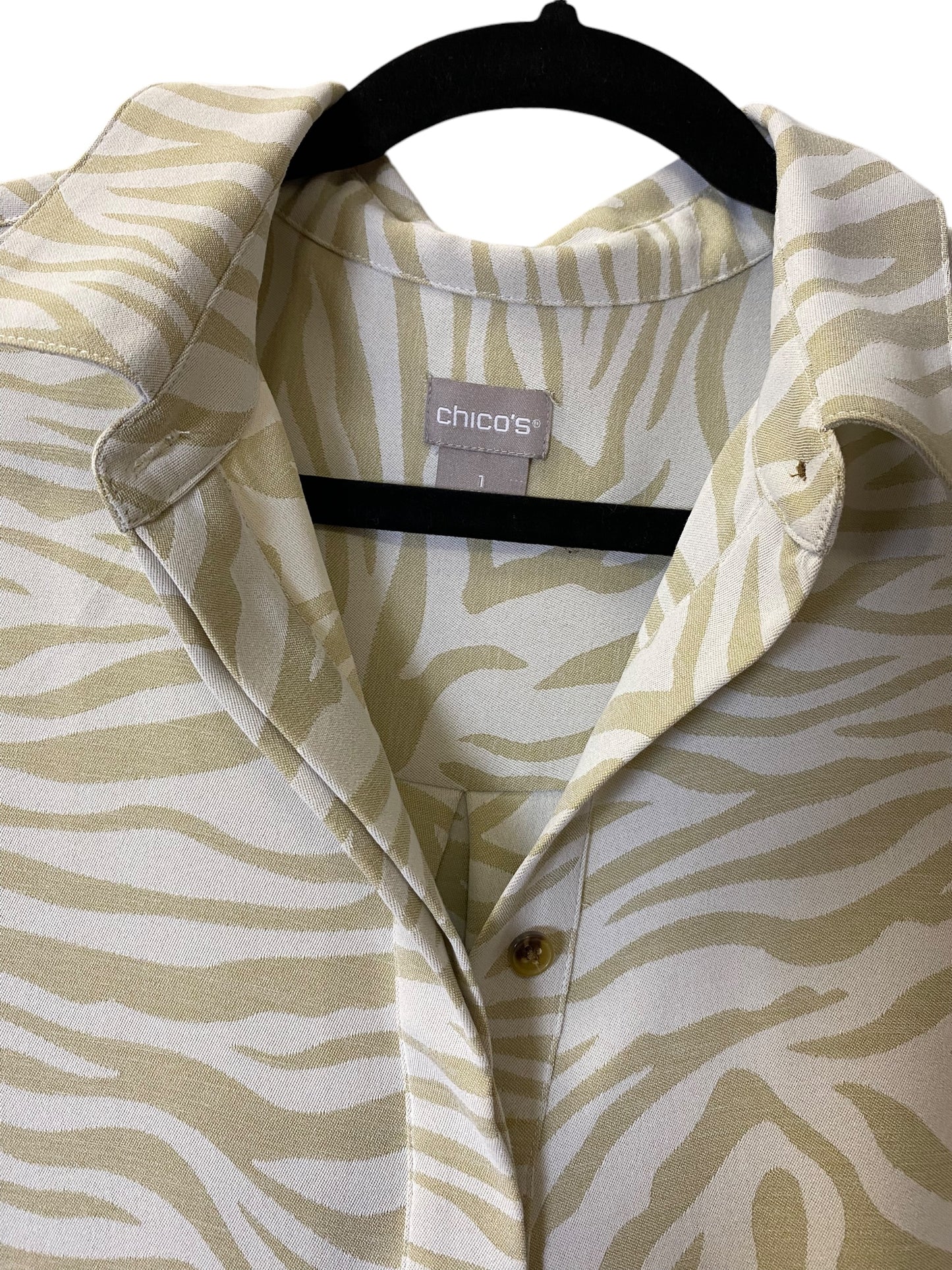 Top Long Sleeve By Chicos In Animal Print, Size: M