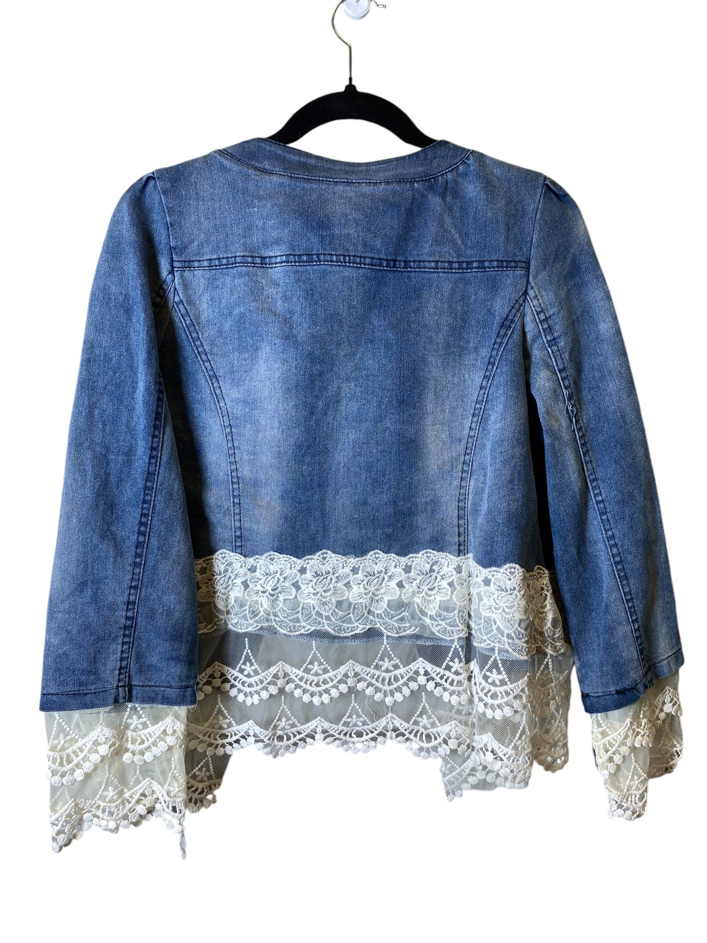 Jacket Denim By Clothes Mentor In Blue & White, Size: S