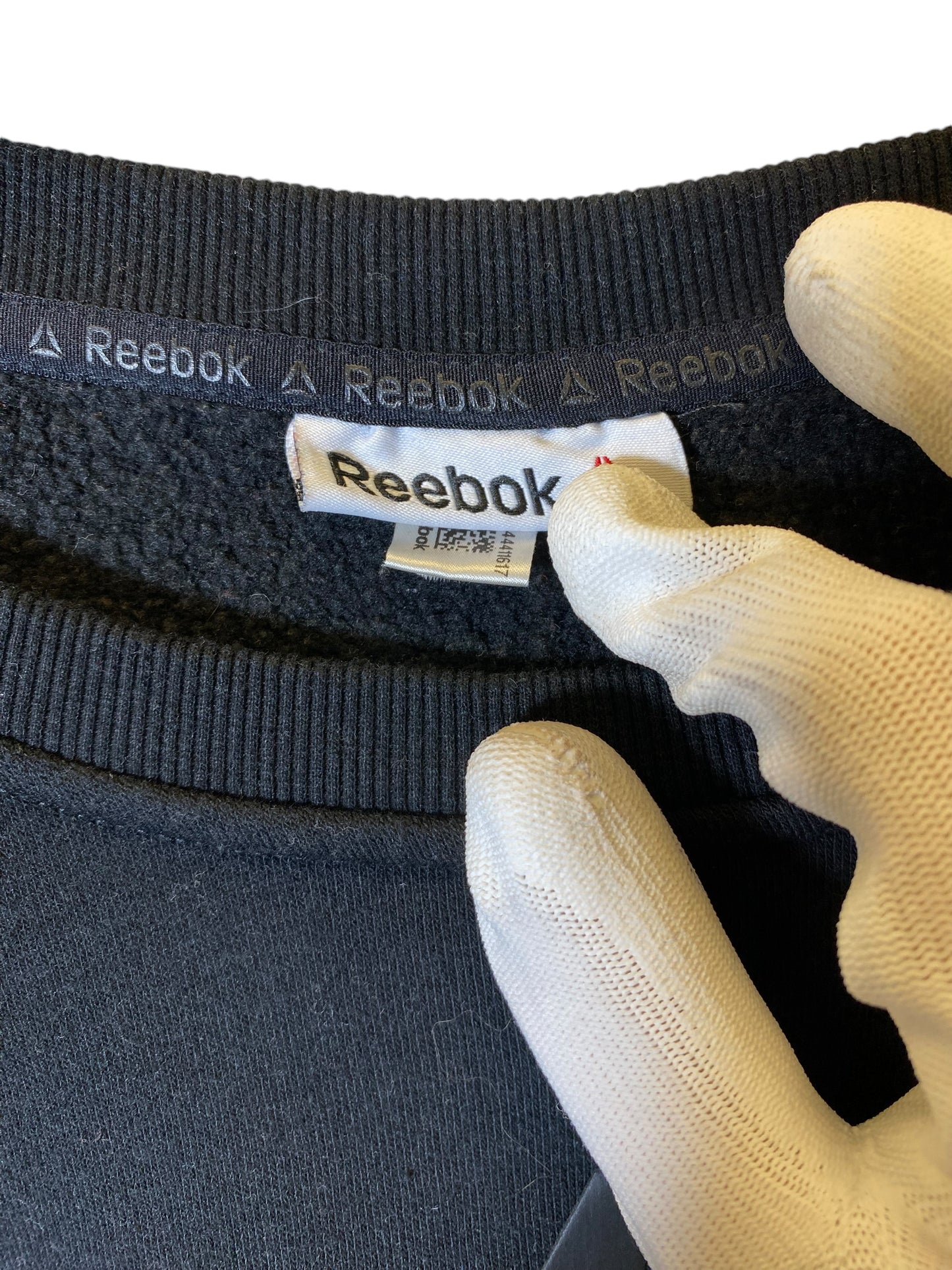 Sweatshirt Crewneck By Reebok In Black, Size: M