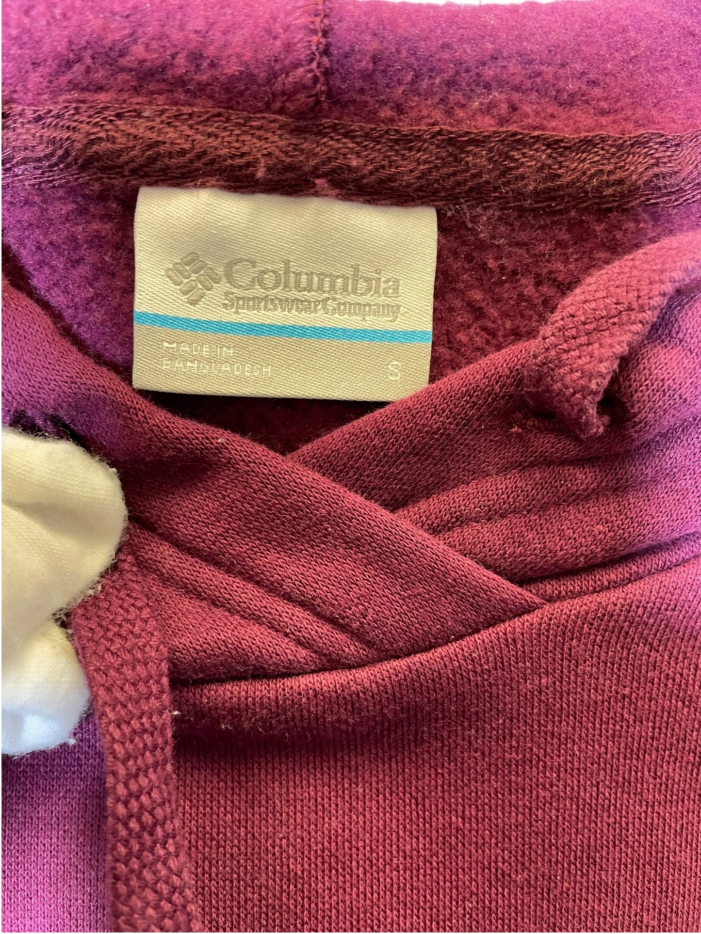 Sweatshirt Hoodie By Columbia In Maroon, Size: S