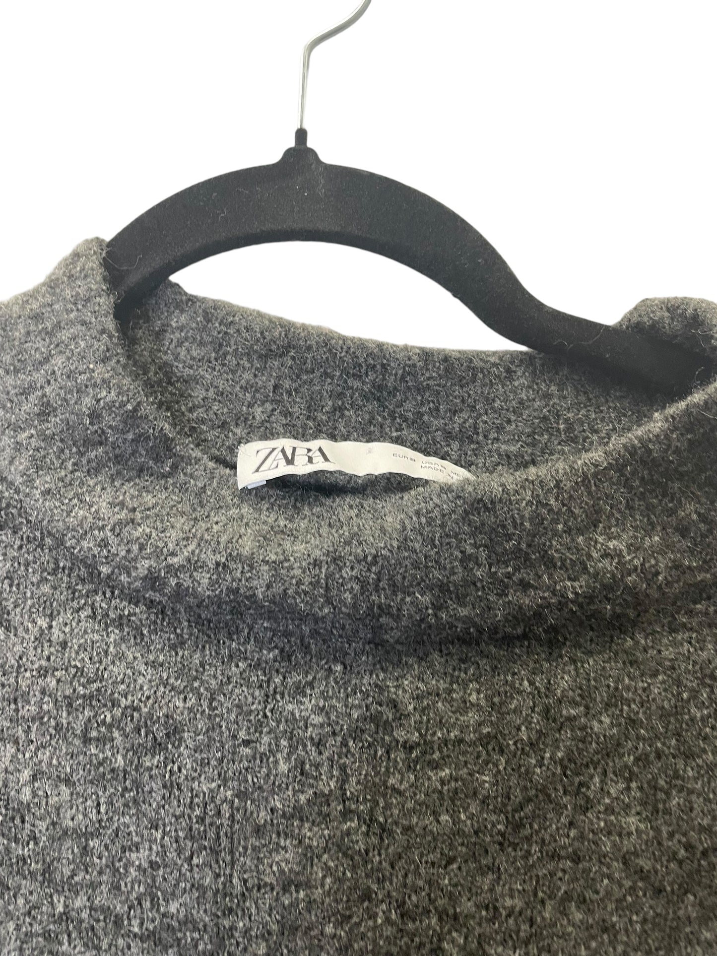 Sweater By Zara In Grey, Size: S