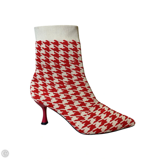 Boots Ankle Heels By Clothes Mentor In Cream & Red, Size: 9