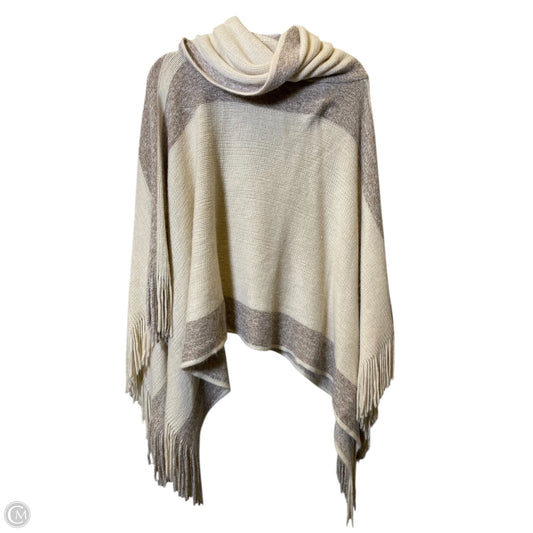 Shawl By Clothes Mentor In Cream, Size: M