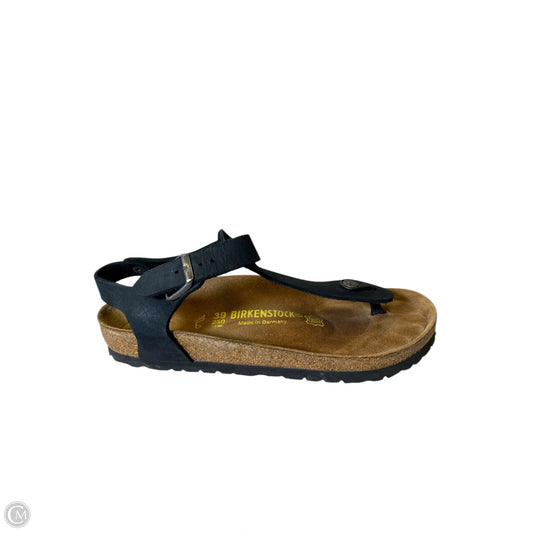 Sandals Flats By Birkenstock In Black & Tan, Size: 8
