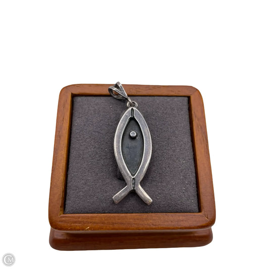 Necklace Pendant By Clothes Mentor