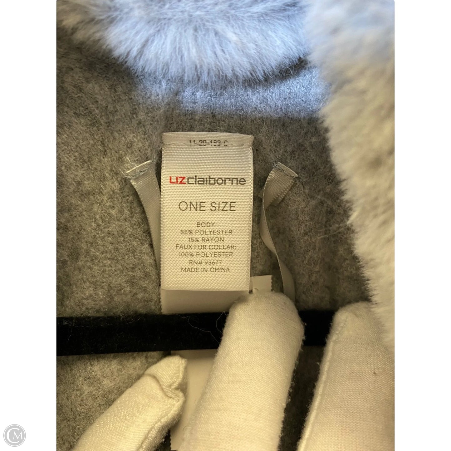 Shawl By Liz Claiborne In Grey, Size: Osfm