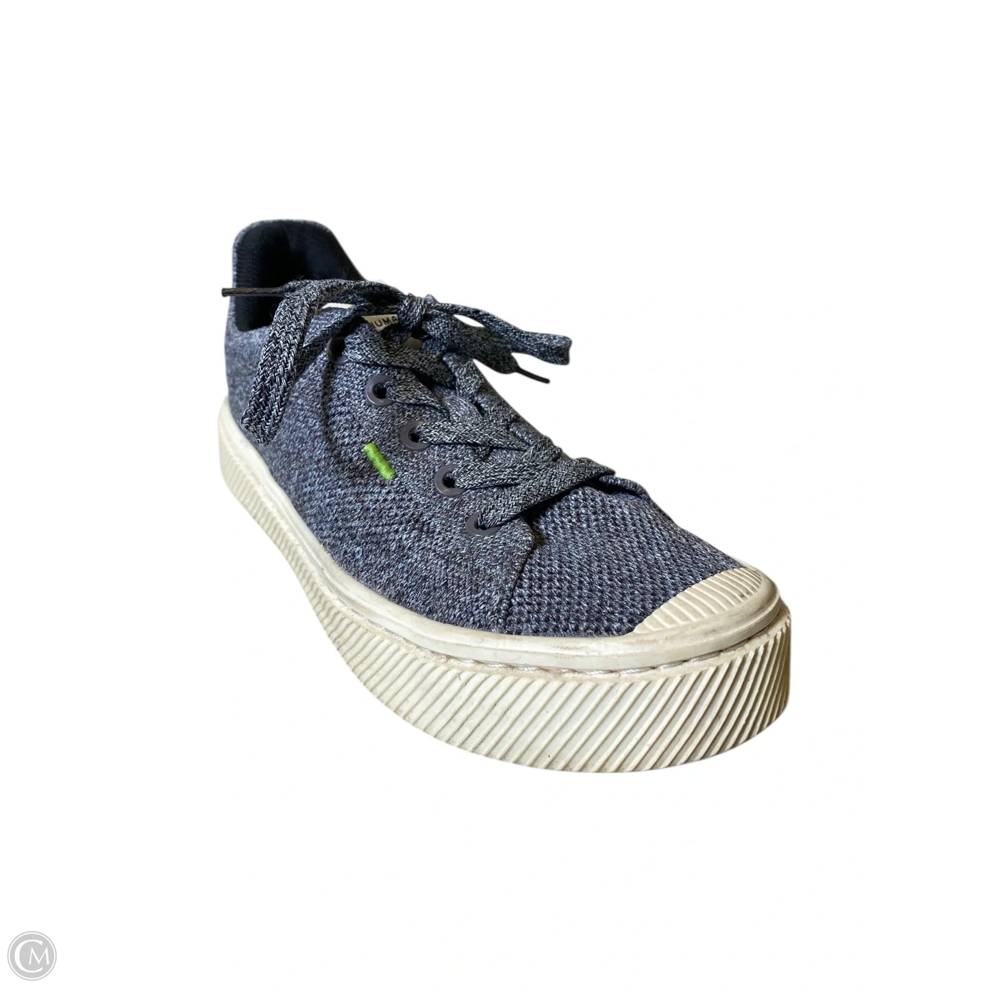 Shoes Flats By Cariuma In Grey, Size: 6