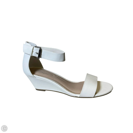 Shoes Heels Wedge By Dexflex In White, Size: 9W