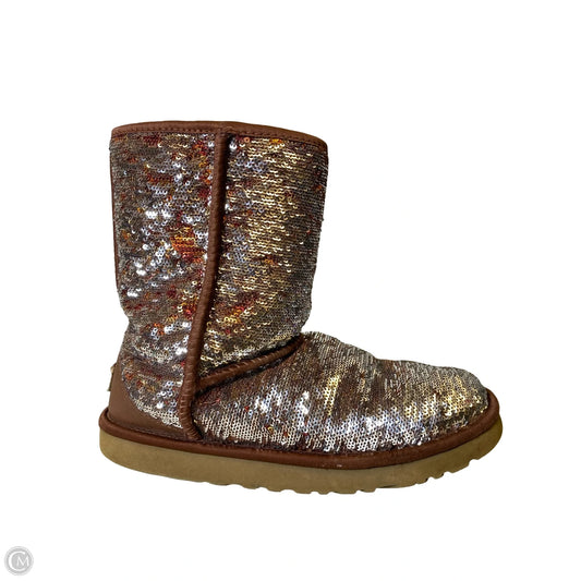 Boots Designer By Ugg In Brown & Silver, Size: 7