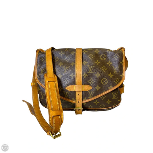 Crossbody Luxury Designer By Louis Vuitton, Size: Medium