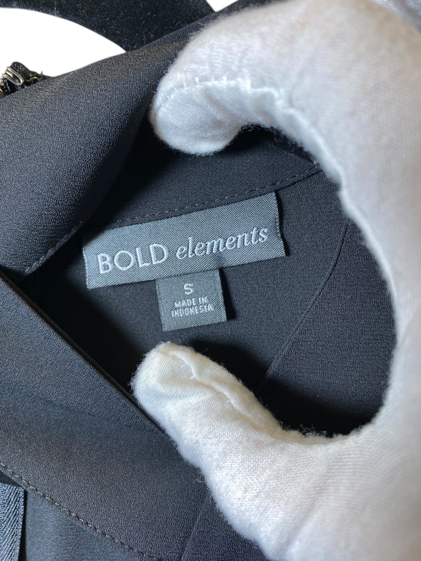 Top Long Sleeve By Bold Elements  Size: S
