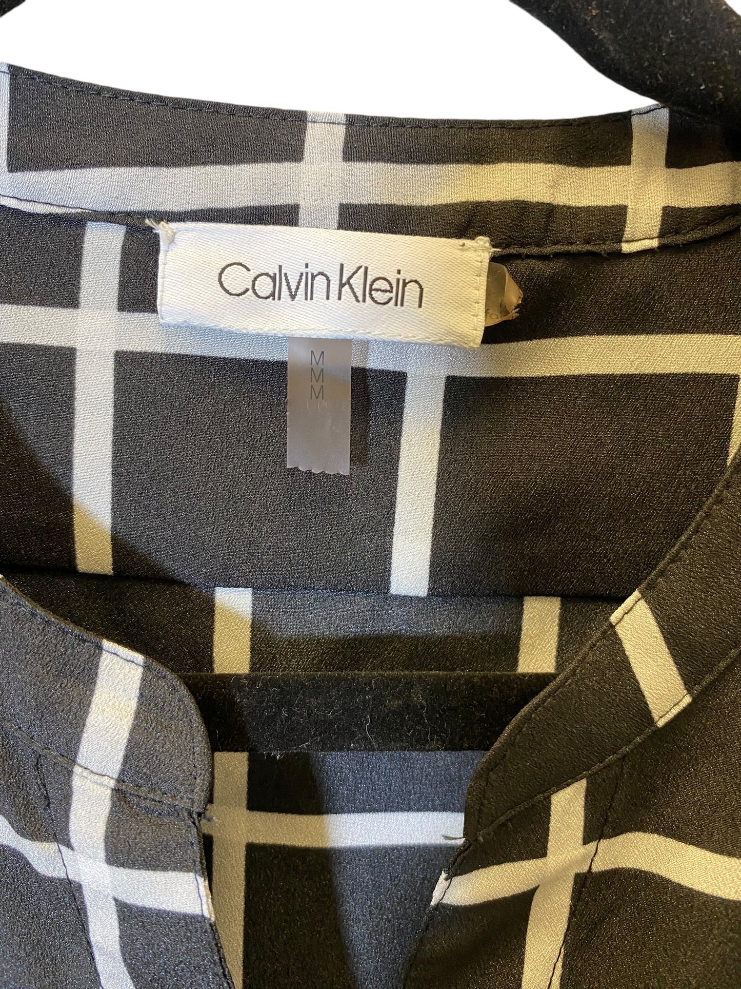 Blouse Long Sleeve By Calvin Klein In Plaid Pattern, Size: M